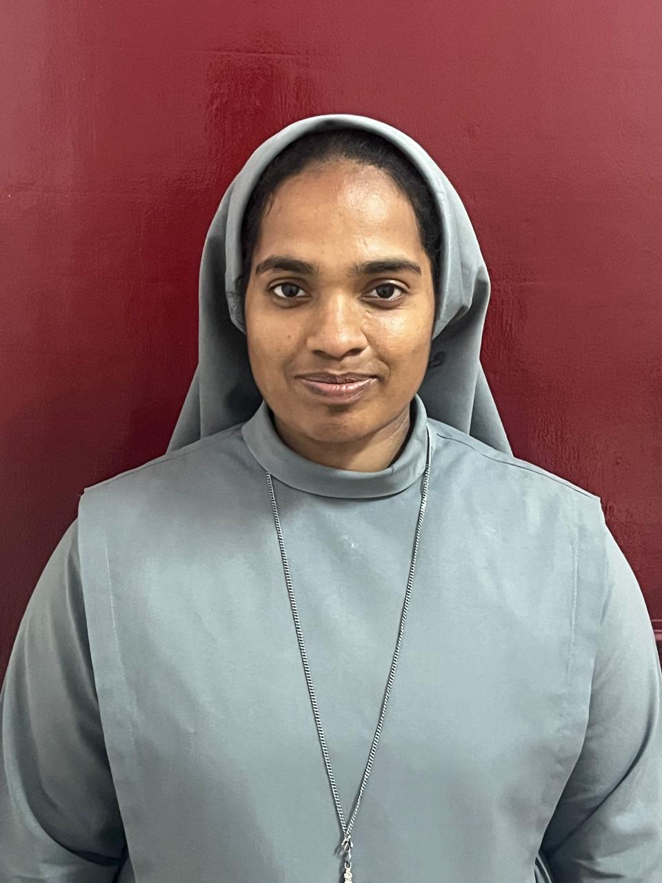 SR. LINDA C J