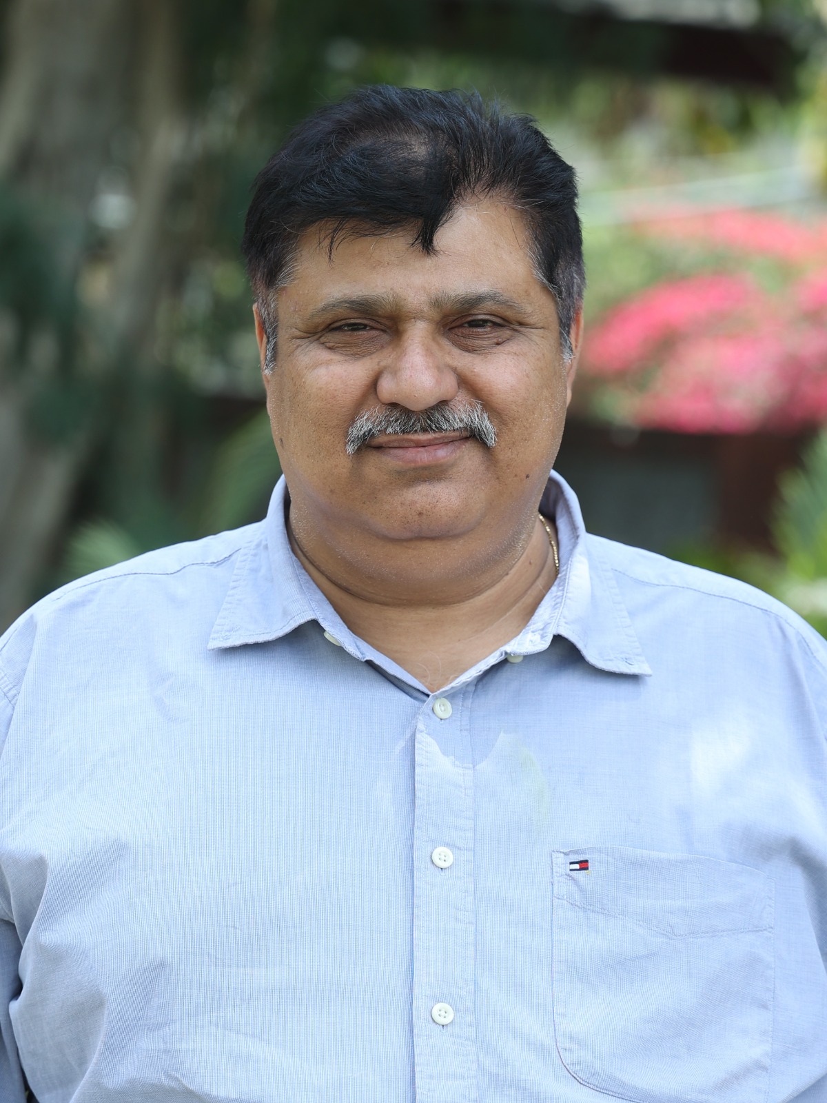 MR. RAJNEESH GROVER